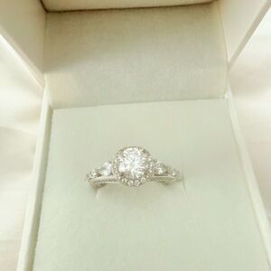 Elegant Silver Maxine Ring with Dazzling Stones